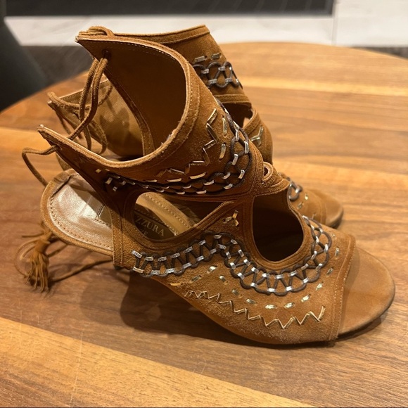 Aquazzura Folk Cutout Sandals - Picture 6 of 12